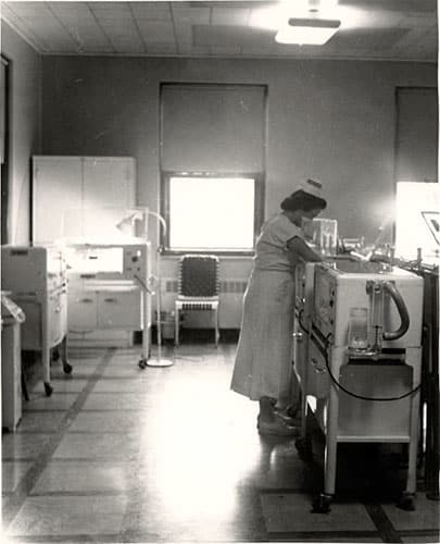 Infant Research Laboratory financed by The 25 Club in 1957